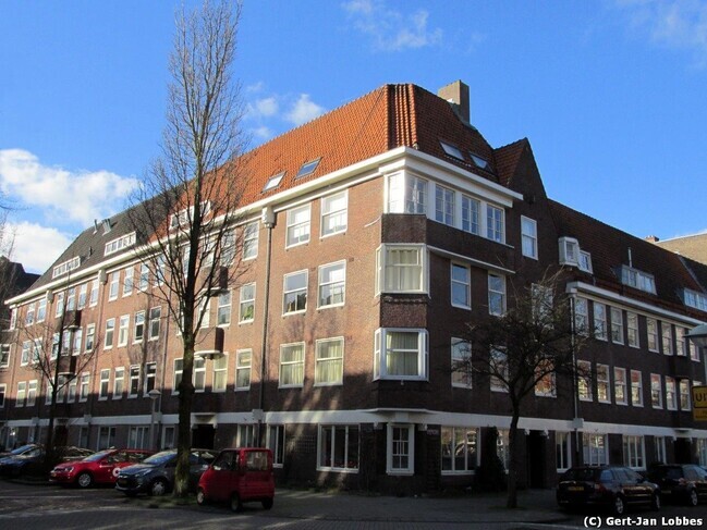 Gevel Geulstraat en Dintelstraat.
              <br/>
              Gert-Jan Lobbes, 2018